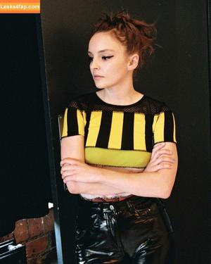Lauren Mayberry photo #0972