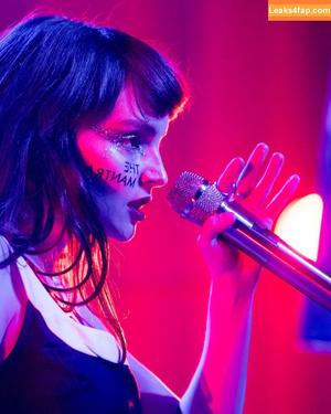 Lauren Mayberry photo #0973