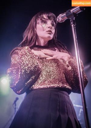 Lauren Mayberry photo #0982
