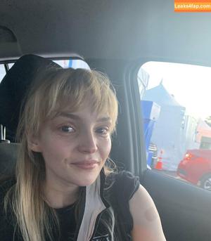 Lauren Mayberry photo #0983