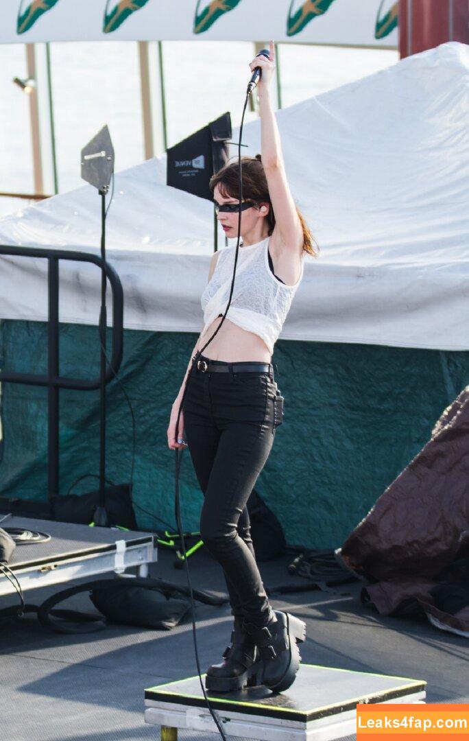 Lauren Mayberry / laurenevemayberry leaked photo photo #1048