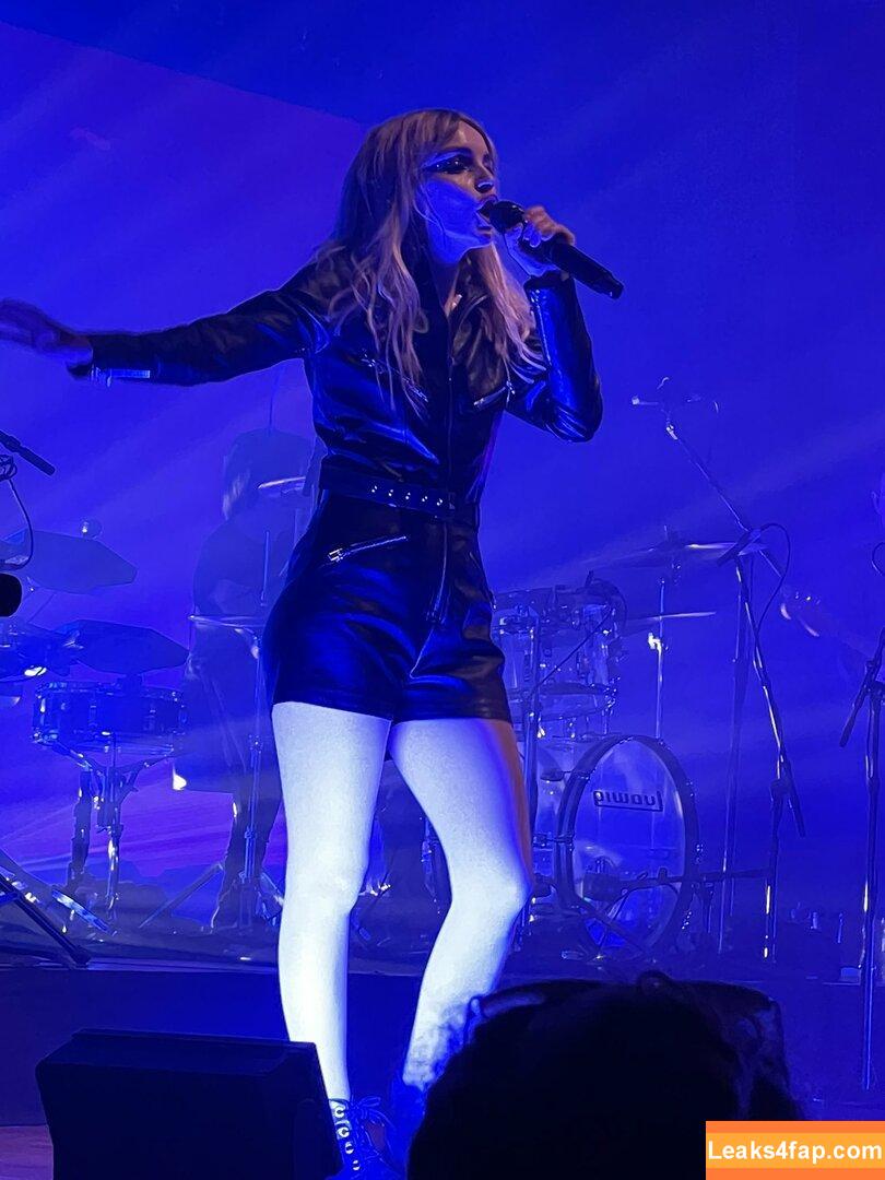 Lauren Mayberry / laurenevemayberry leaked photo photo #1061