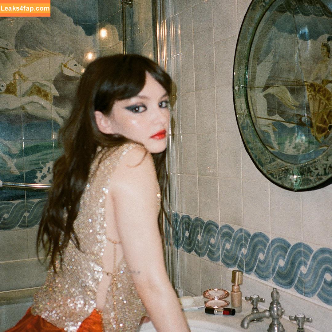 Lauren Mayberry / laurenevemayberry leaked photo photo #1073