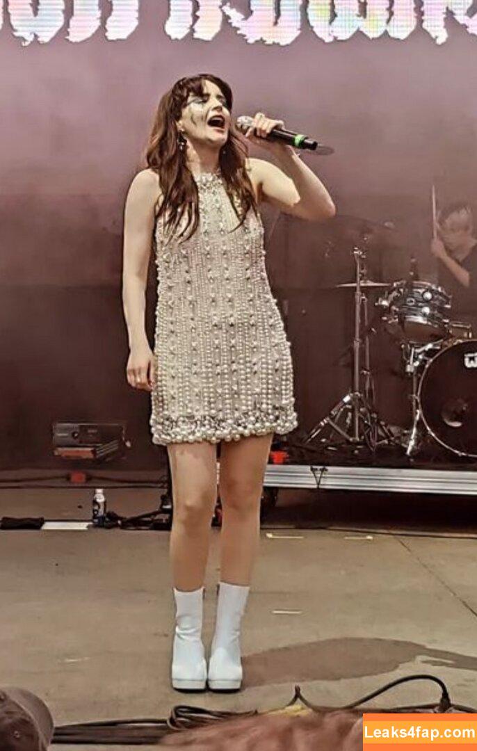 Lauren Mayberry / laurenevemayberry leaked photo photo #1103