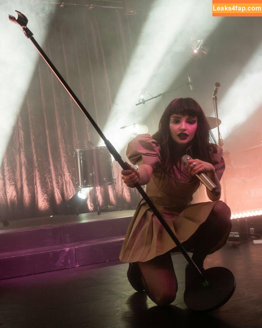 Lauren Mayberry / laurenevemayberry leaked photo photo #1247