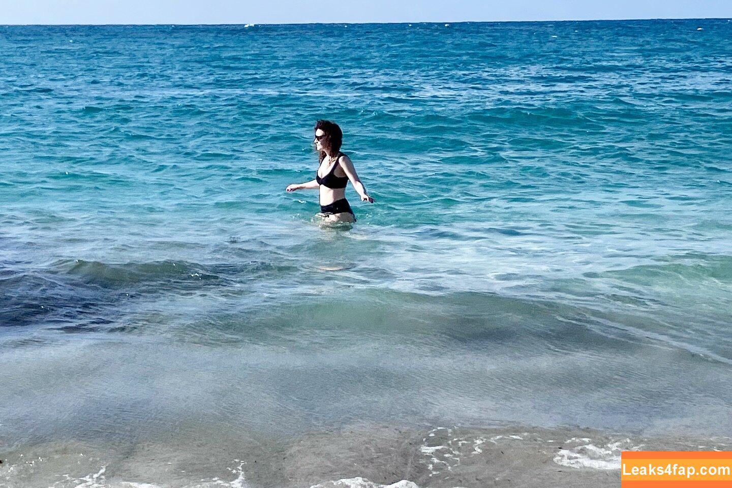 Lauren Mayberry / laurenevemayberry leaked photo photo #1397