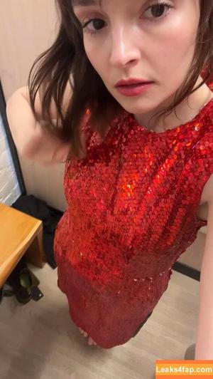 Lauren Mayberry photo #1001