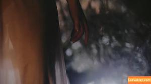 Lauren Mayberry photo #1004