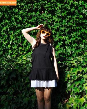Lauren Mayberry photo #1043