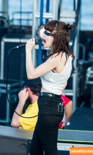 Lauren Mayberry photo #1056