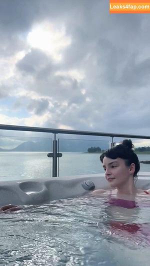 Lauren Mayberry photo #1120