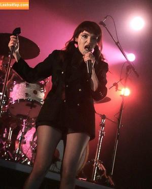 Lauren Mayberry photo #1170