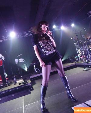 Lauren Mayberry photo #1195