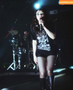 Lauren Mayberry photo #1206