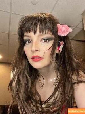 Lauren Mayberry photo #1304