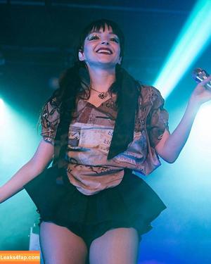 Lauren Mayberry photo #1326