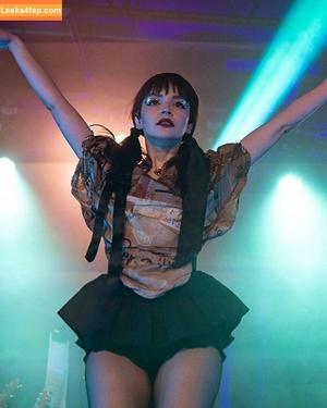 Lauren Mayberry photo #1337