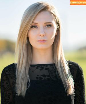 Lauren Southern photo #0155