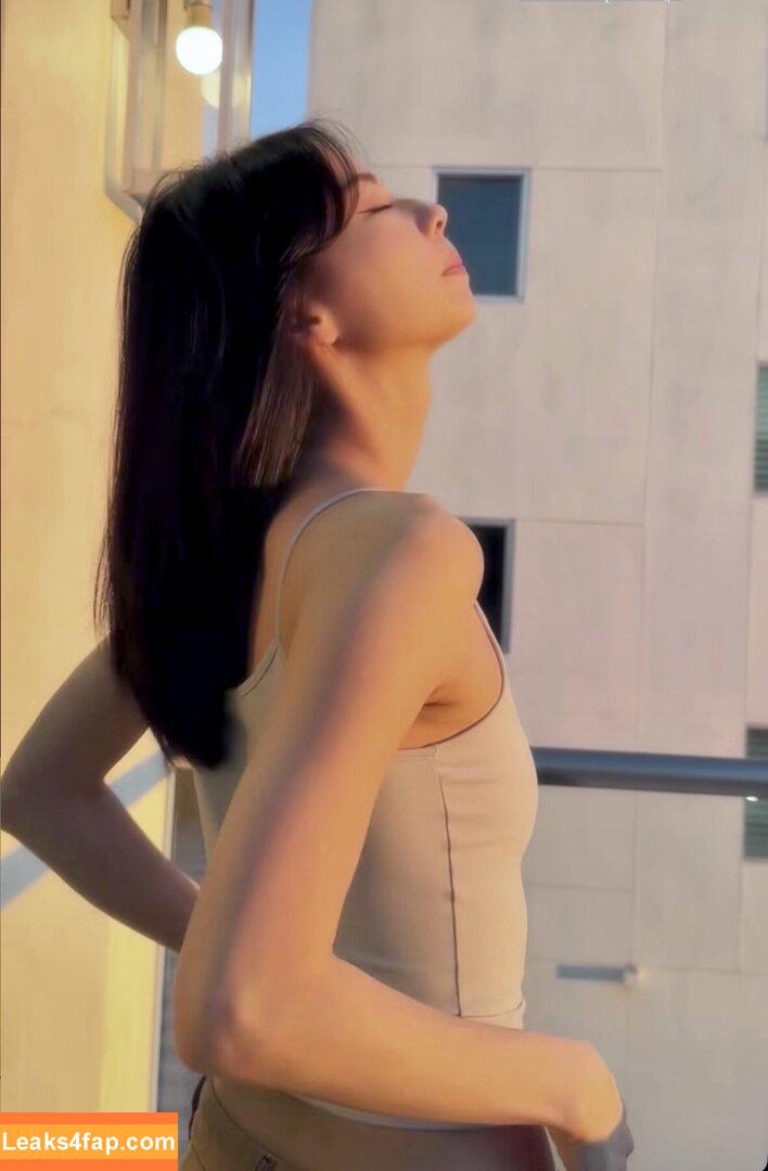 Lauren Tsai / laurentsai leaked photo photo #0372