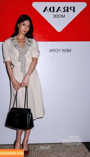 Lauren Tsai photo #0381