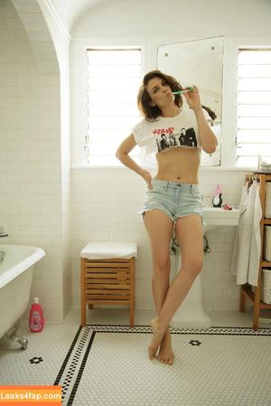 laurencohan фото #0014