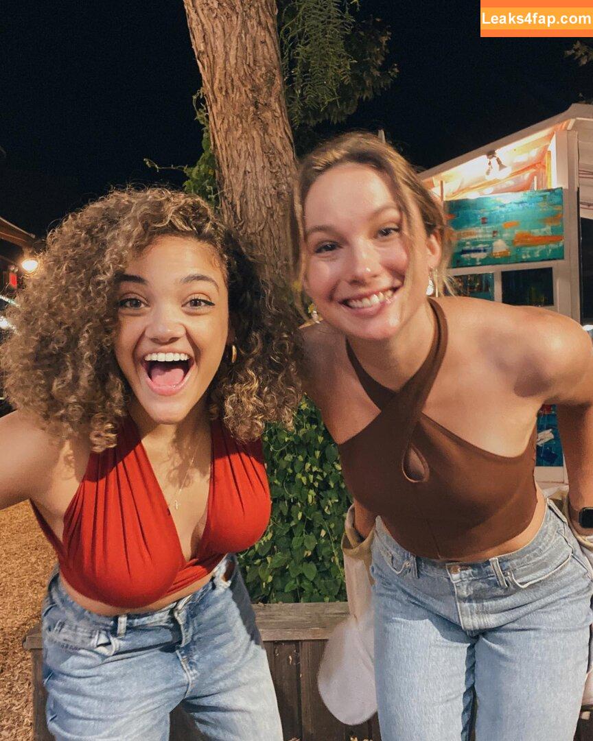 Laurie Hernandez / American gymnast / lauriehernandez leaked photo photo #0091