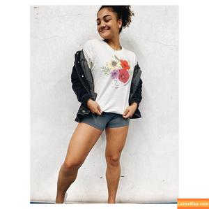 Laurie Hernandez photo #0082