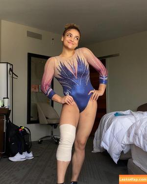 Laurie Hernandez photo #0087