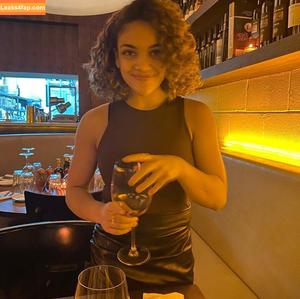 Laurie Hernandez photo #0096