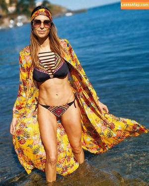 Laury Thilleman photo #0025