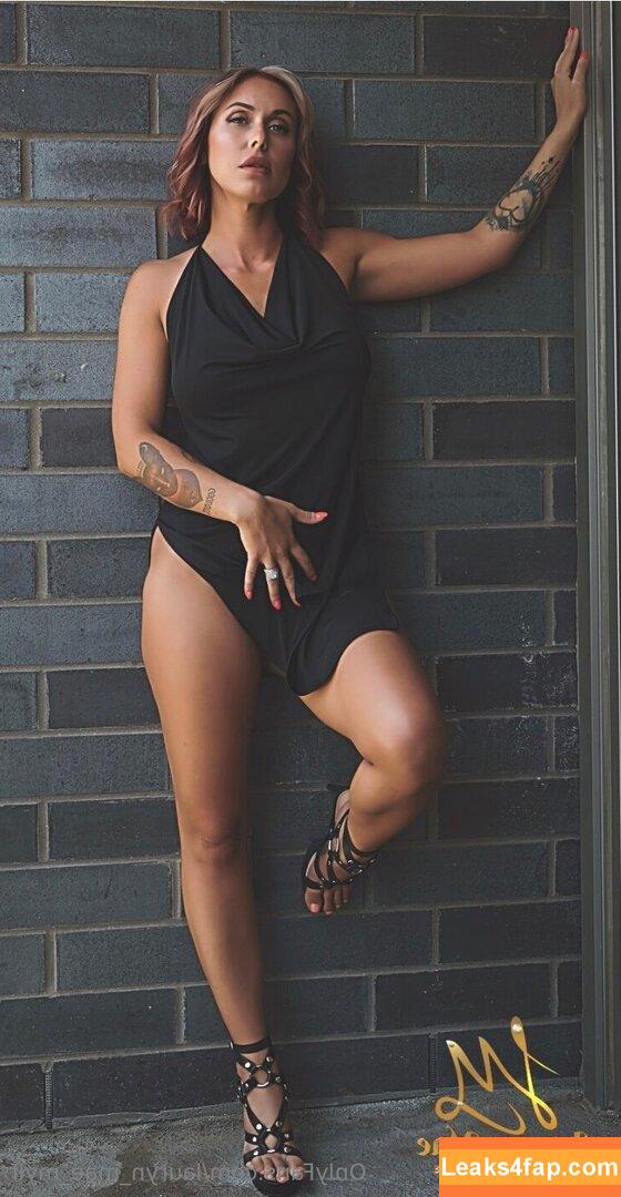 lauryn_mae_mylf / lauryncaster leaked photo photo #0015