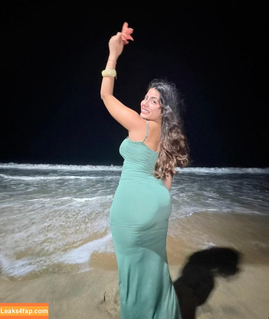 Lavanya Pandiya / lavanyapandiya слитое фото фото #0005