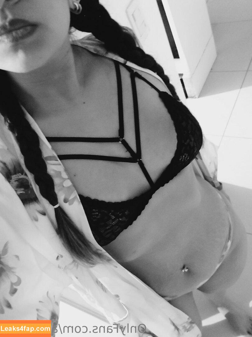 laveci28 / chelsiejayy leaked photo photo #0001