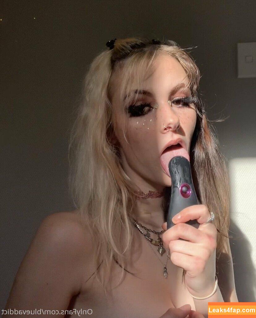 lavenderhayz / harleysbathwater / hazel_nuts666 / lavenderhazecreations leaked photo photo #0053