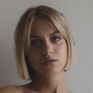 layanadevis photo #0006