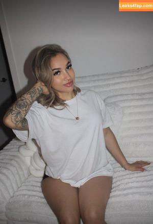 laylachristine photo #0002