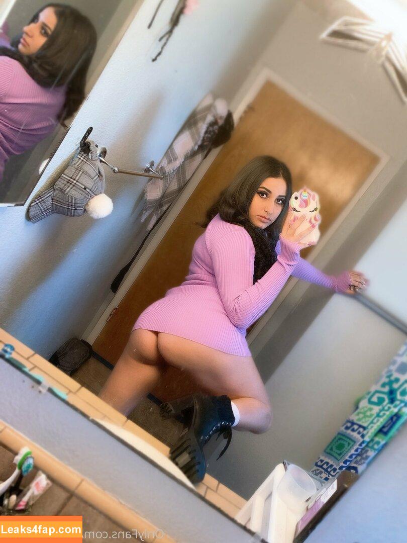 laylalovelyxxx / layla_lovely57 leaked photo photo #0022