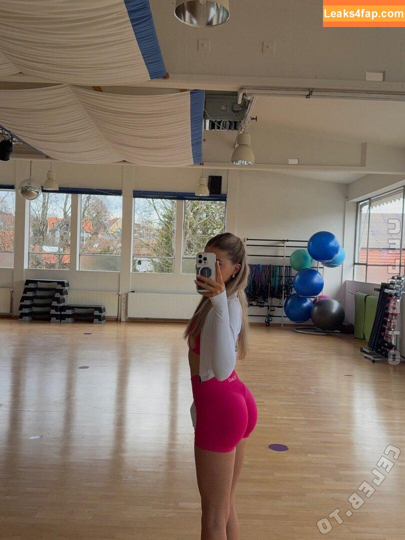 Lea Alena / lea_alena_sch / lea_alenaa leaked photo photo #0007