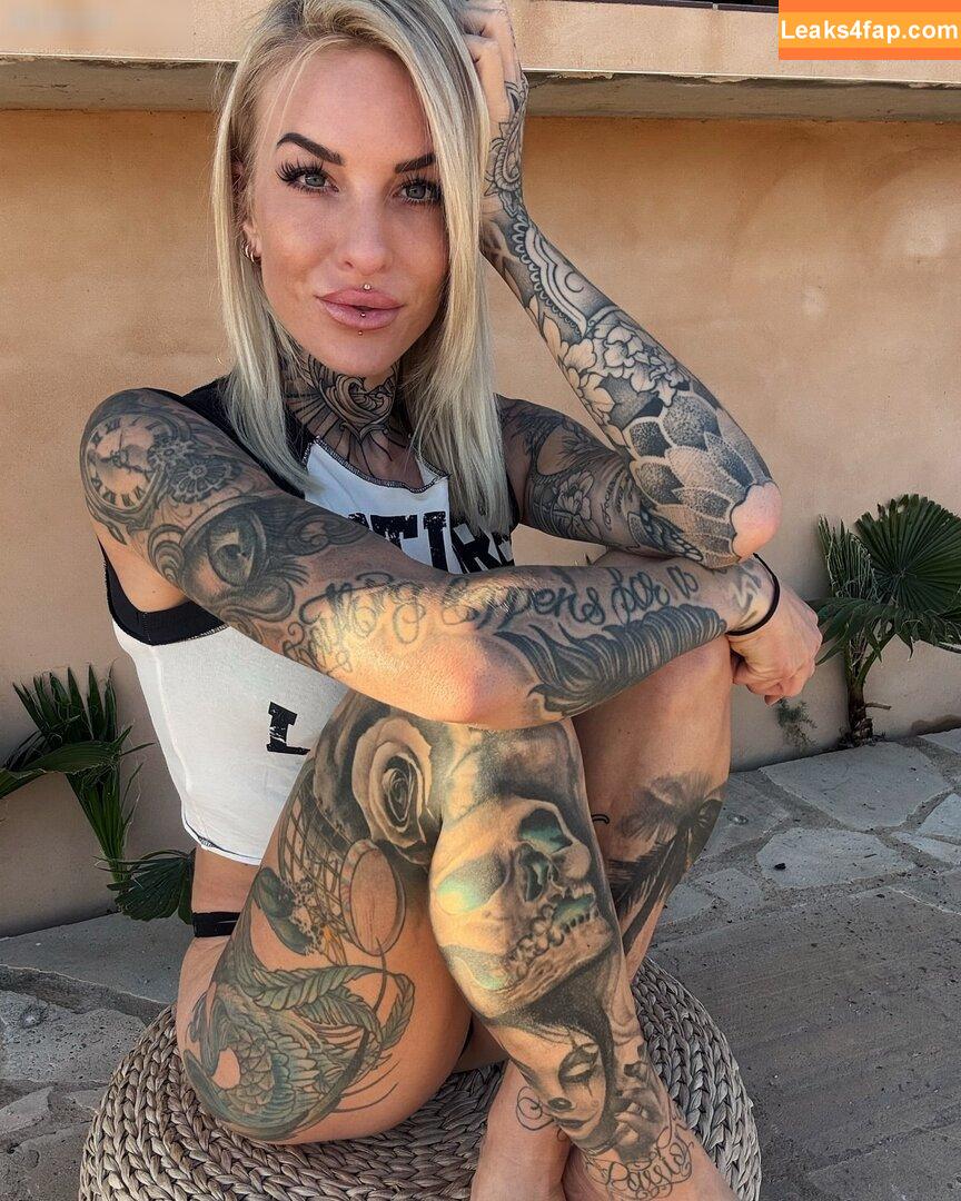 lea.ink.only /  leaked photo photo #0005