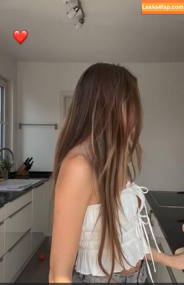 Lea Katharina Maria / leakatharinamaria слитое фото фото #0095