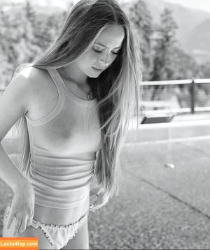 Lea Katharina Maria photo #1520