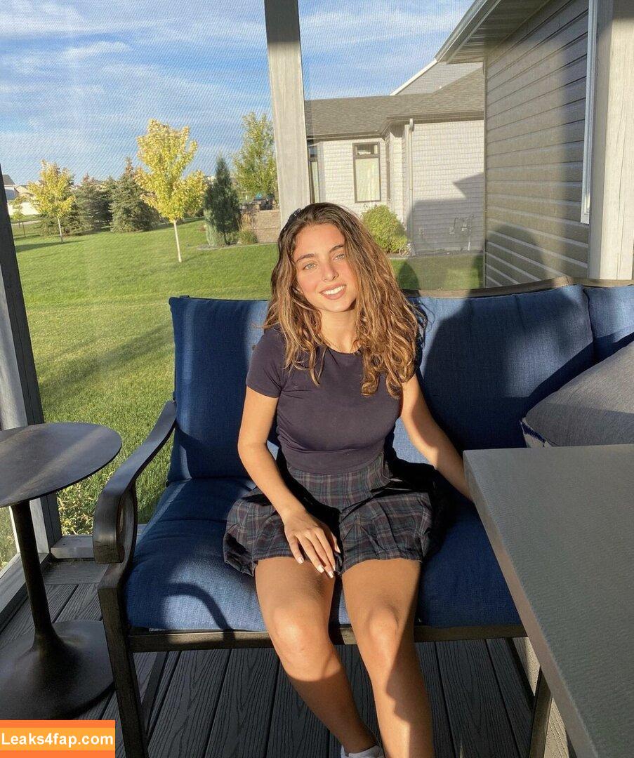 Lea Kobrossy / lea.kobrossy leaked photo photo #0008