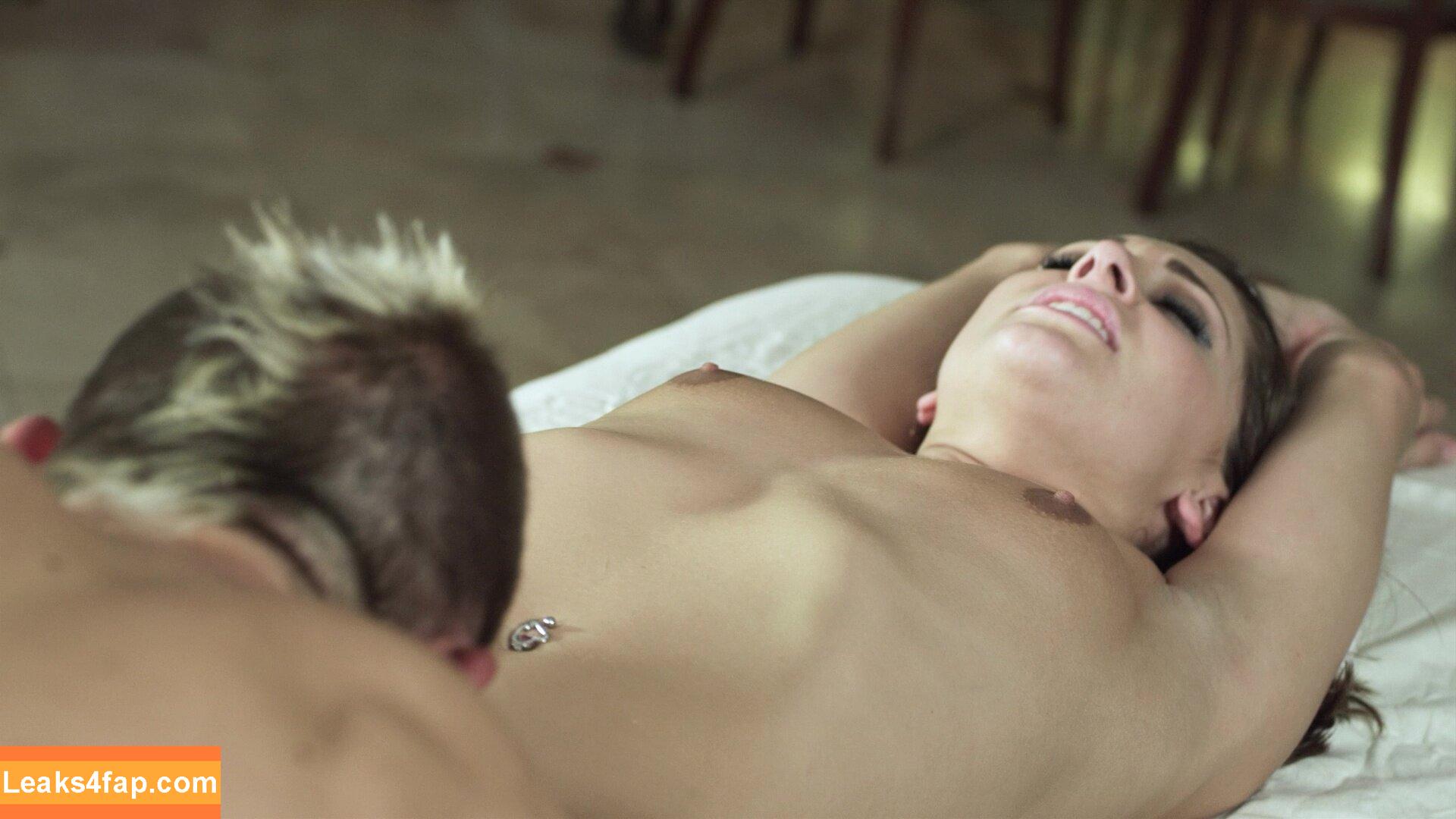 Lea Lexis / Lea Lexus / lealexisxox / lealexisxxx leaked photo photo #0060