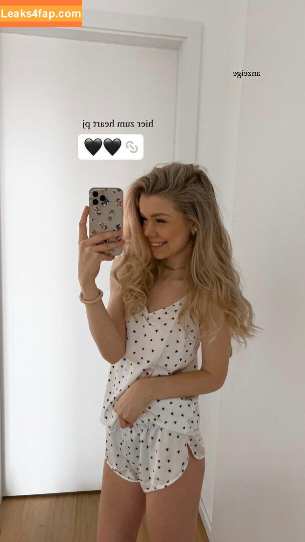 Lea Peach / https: leaked photo photo #0270