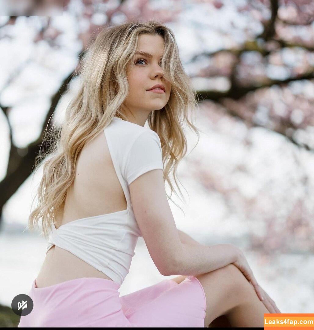 Lea Peach / https: слитое фото фото #0424