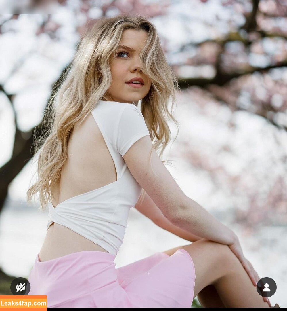 Lea Peach / https: слитое фото фото #0425