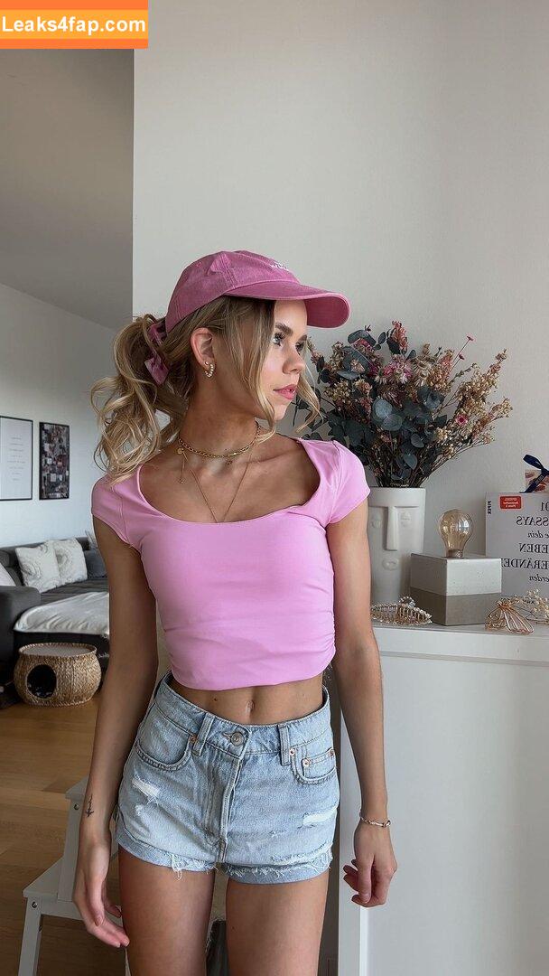 Lea Peach / https: слитое фото фото #0485