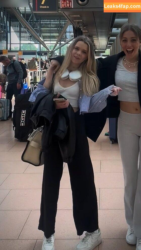 Lea Peach / https: leaked photo photo #0533
