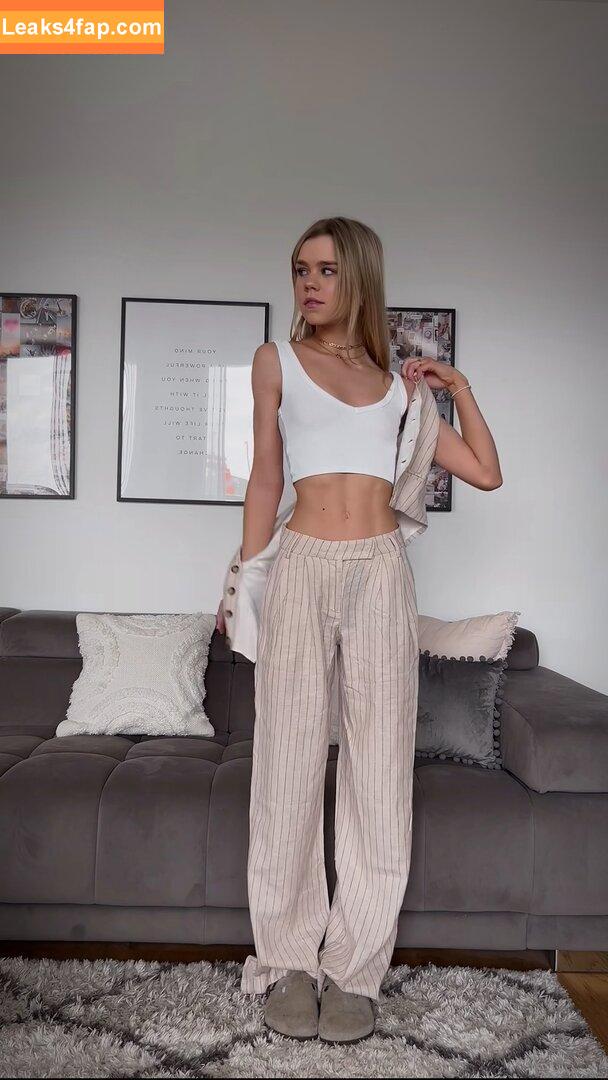 Lea Peach / https: leaked photo photo #0594