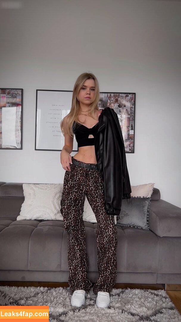 Lea Peach / https: leaked photo photo #0595